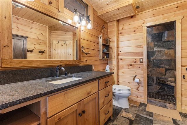 205 Holder Cemetery Road, Tellico Plains, TN 37385