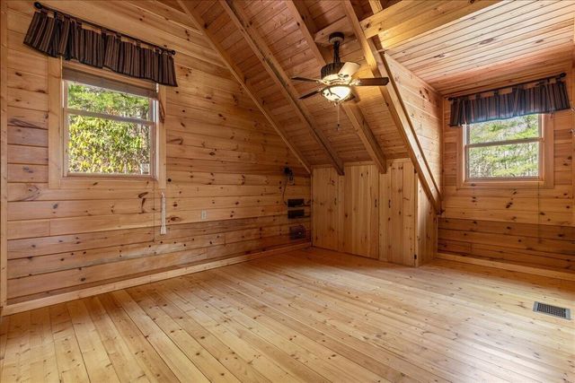 205 Holder Cemetery Road, Tellico Plains, TN 37385