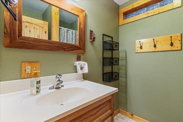 205 Holder Cemetery Road, Tellico Plains, TN 37385