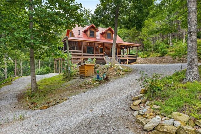 205 Holder Cemetery Road, Tellico Plains, TN 37385