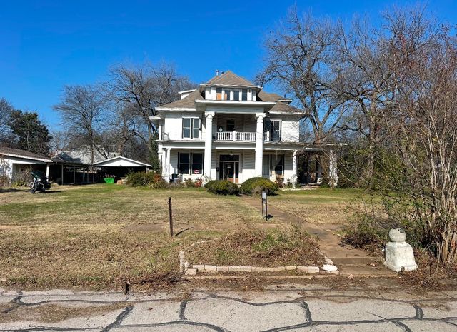 311 Craig Street, Hillsboro, TX 76645