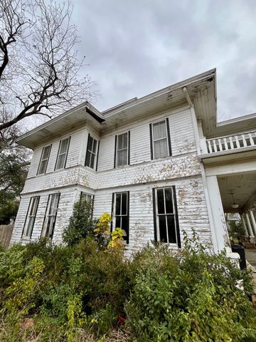 311 Craig Street, Hillsboro, TX 76645