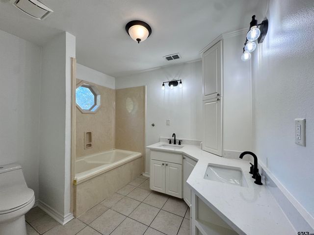 627 W 2nd, Tyler, TX 75701