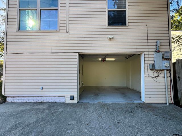 627 W 2nd, Tyler, TX 75701