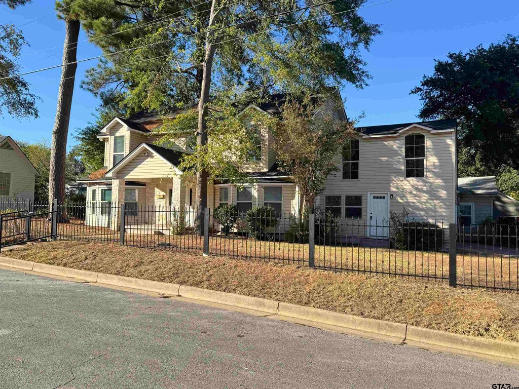 627 W 2nd, Tyler, TX 75701
