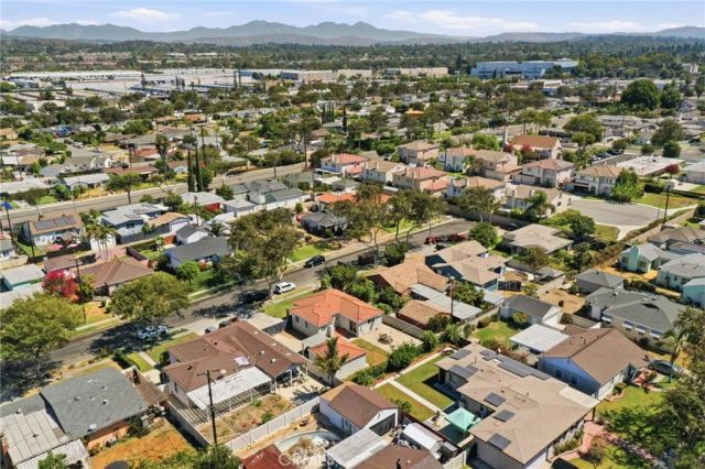 2114 W West, Fullerton, CA 92833