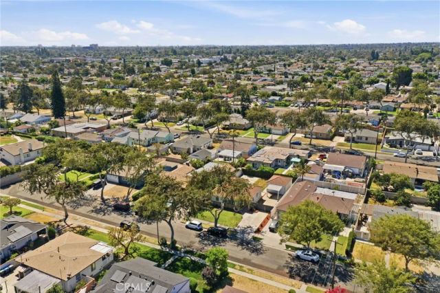 2114 W West, Fullerton, CA 92833