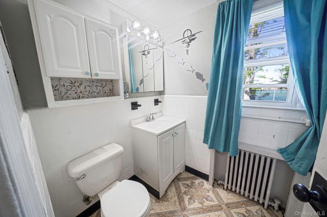 136 1st Street, Brentwood, NY 11717