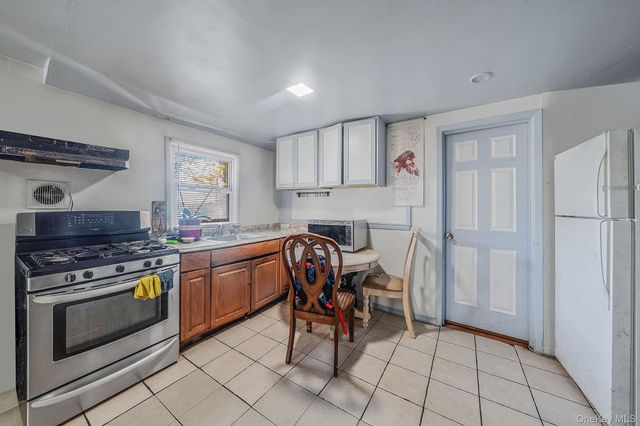 136 1st Street, Brentwood, NY 11717