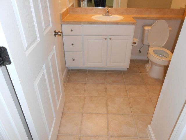 9905 Baywinds Boulevard 2202, West Palm Beach, FL 33411