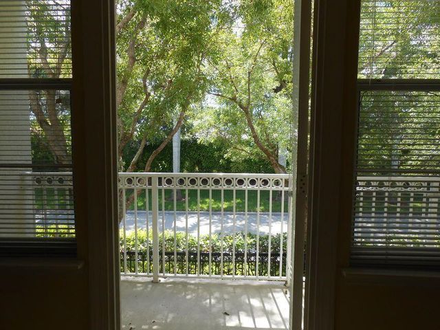 9905 Baywinds Boulevard 2202, West Palm Beach, FL 33411