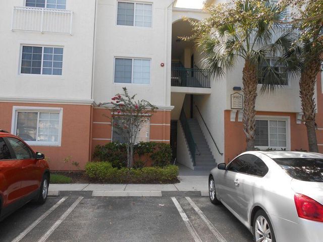 9905 Baywinds Boulevard 2202, West Palm Beach, FL 33411