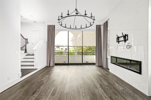 6017 Cottage Grove Lake Drive, Houston, TX 77007