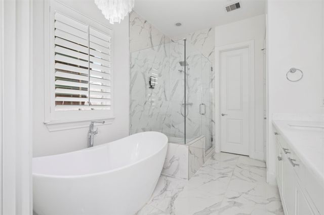 6017 Cottage Grove Lake Drive, Houston, TX 77007
