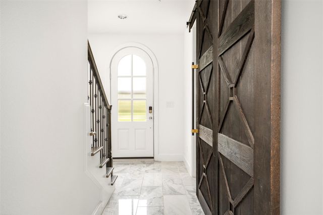 6017 Cottage Grove Lake Drive, Houston, TX 77007