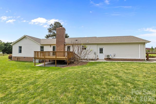 1694 Highway 55 None E, Clover, SC 29710