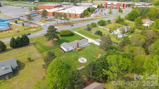 1694 Highway 55 None E, Clover, SC 29710