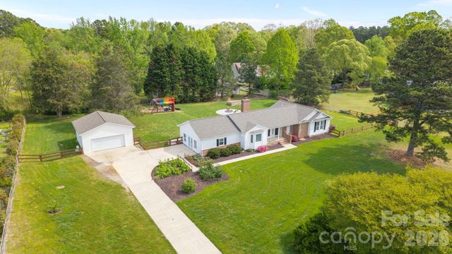 1694 Highway 55 None E, Clover, SC 29710