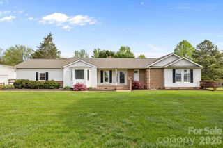 1694 Highway 55 None E, Clover, SC 29710