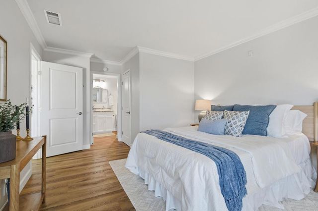 5704 Baltimore 327, La Mesa, CA 91942