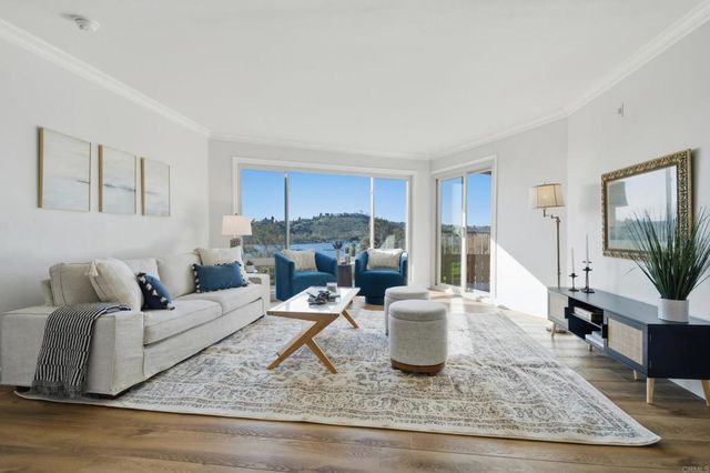 5704 Baltimore 327, La Mesa, CA 91942