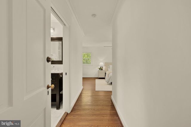 2025 TRUMBULL TER NW, Washington, DC 20011