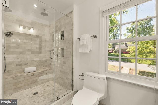 2025 TRUMBULL TER NW, Washington, DC 20011