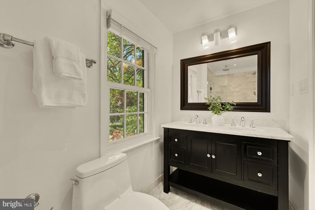 2025 TRUMBULL TER NW, Washington, DC 20011