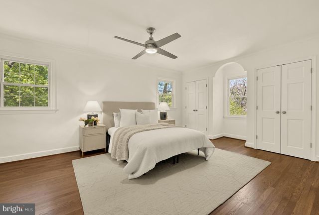 2025 TRUMBULL TER NW, Washington, DC 20011