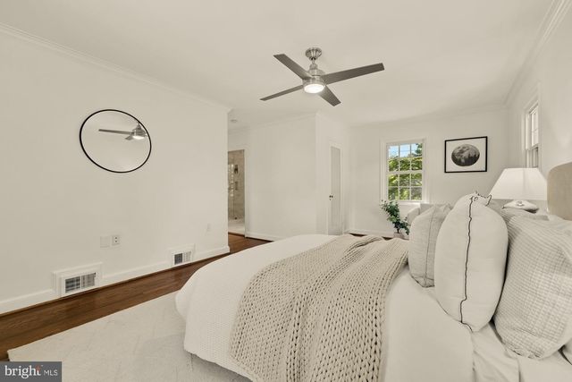 2025 TRUMBULL TER NW, Washington, DC 20011