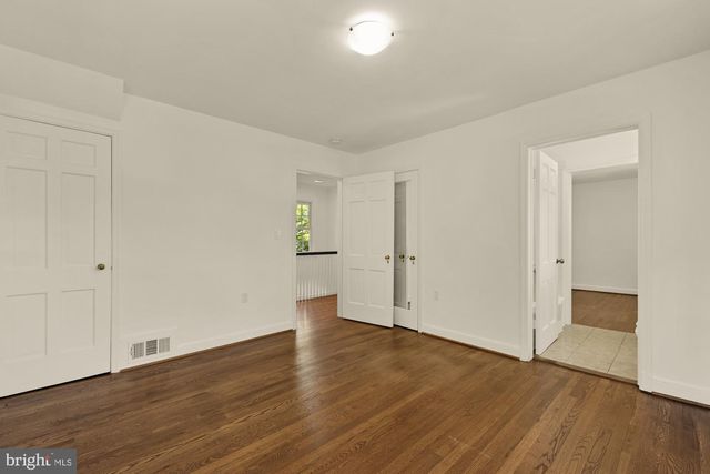 2025 TRUMBULL TER NW, Washington, DC 20011