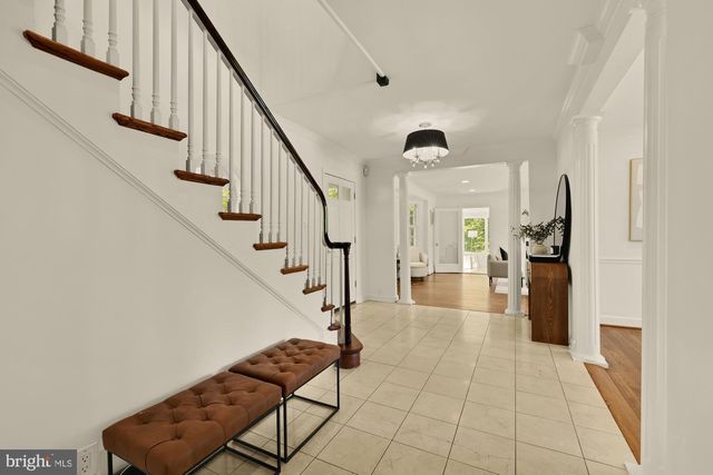 2025 TRUMBULL TER NW, Washington, DC 20011