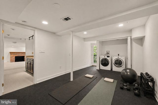 2025 TRUMBULL TER NW, Washington, DC 20011