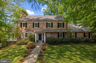2025 TRUMBULL TER NW, Washington, DC 20011