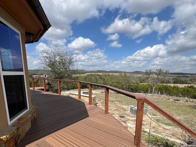 116 Lake Side, Boerne, TX 78006