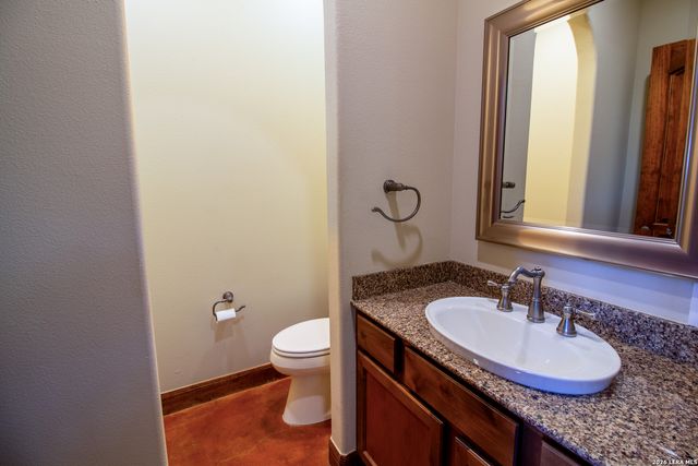 116 Lake Side, Boerne, TX 78006