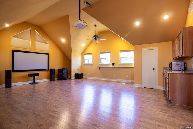 116 Lake Side, Boerne, TX 78006