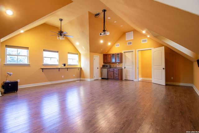116 Lake Side, Boerne, TX 78006