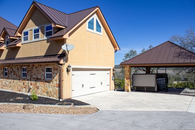 116 Lake Side, Boerne, TX 78006