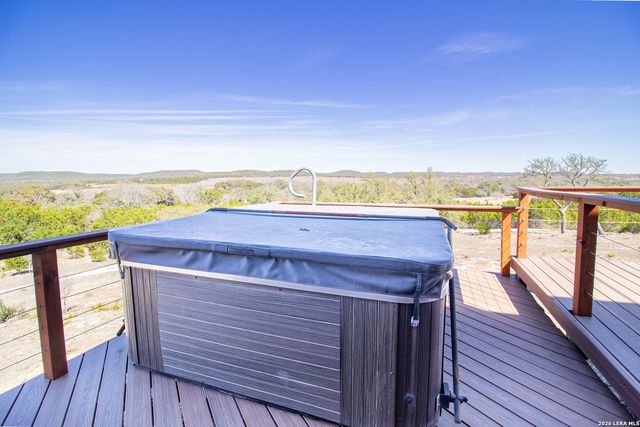 116 Lake Side, Boerne, TX 78006