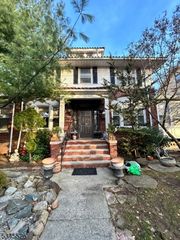 94 Montrose St, Newark City, NJ 07106