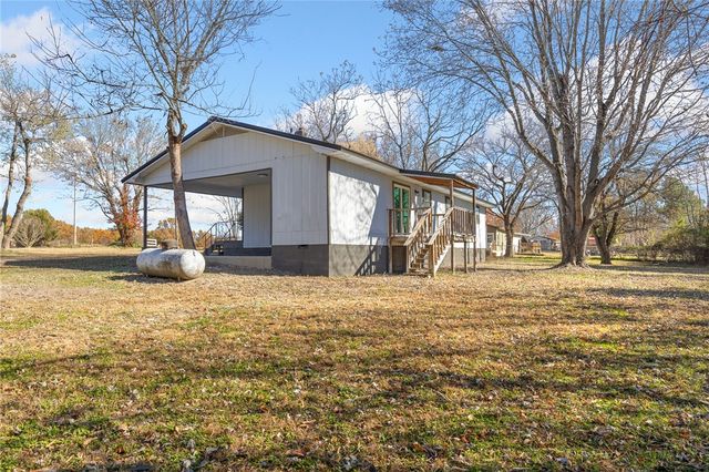 5745 Estes Road, Harrison, AR 72601