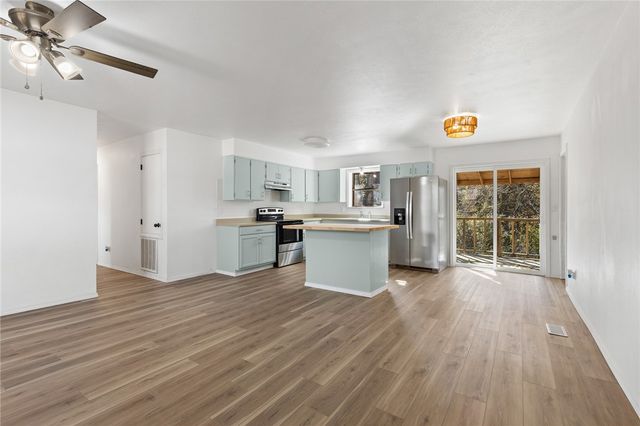 5745 Estes Road, Harrison, AR 72601