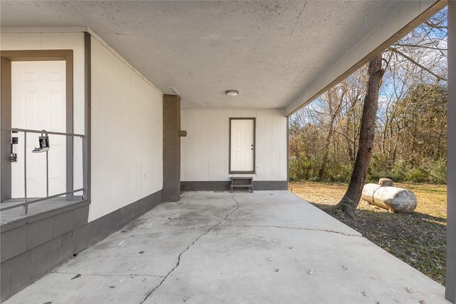 5745 Estes Road, Harrison, AR 72601