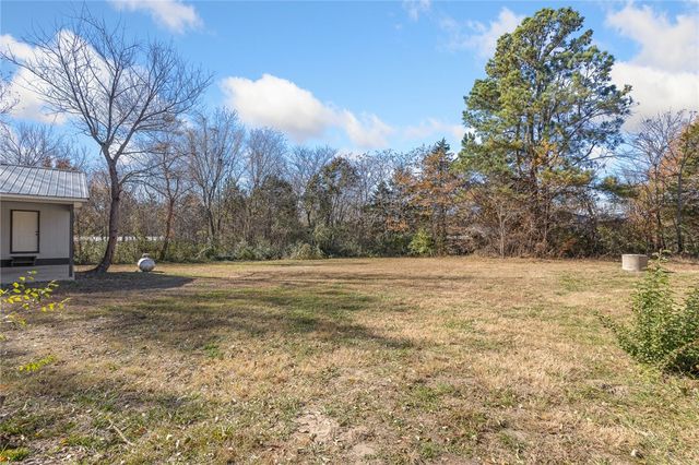 5745 Estes Road, Harrison, AR 72601