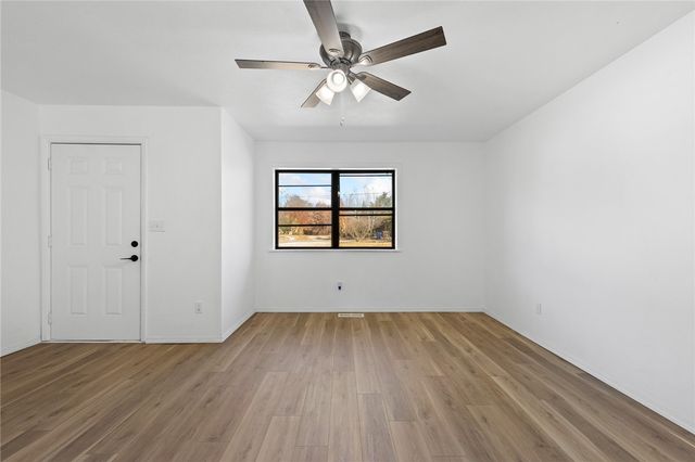 5745 Estes Road, Harrison, AR 72601