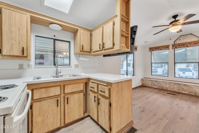 1152 S SIOUX Drive, Apache Junction, AZ 85119