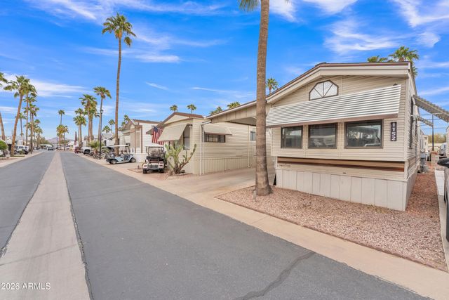 1152 S SIOUX Drive, Apache Junction, AZ 85119