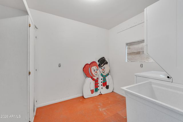 1152 S SIOUX Drive, Apache Junction, AZ 85119