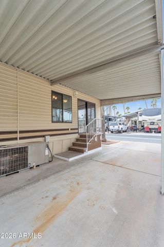1152 S SIOUX Drive, Apache Junction, AZ 85119